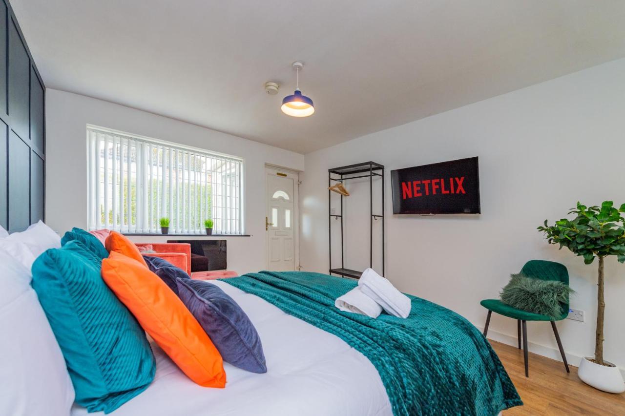 Studio Annexe By Papermill, Deeside - En-Suite, Heswall Buitenkant foto