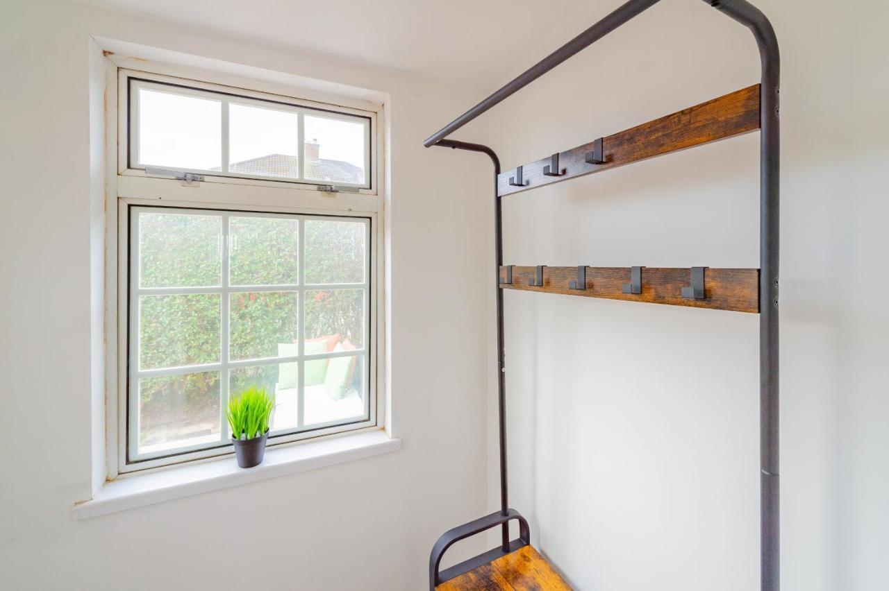 Studio Annexe By Papermill, Deeside - En-Suite, Heswall Buitenkant foto
